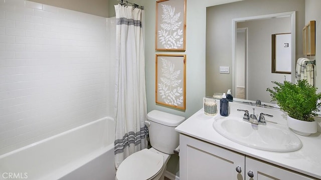 30753 Viper Ct, Winchester, CA 92596 - full bathroom featuring vanity and shower / bath combo