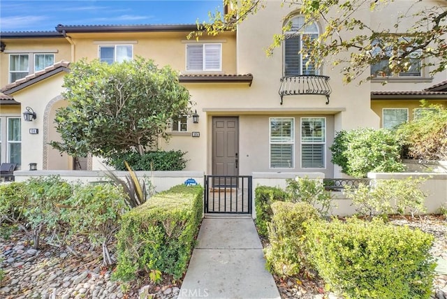 15723 Parkhouse Dr Unit 105, Fontana, CA 92336 - photo 1