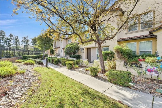 15723 Parkhouse Dr Unit 105, Fontana, CA 92336 - photo 3