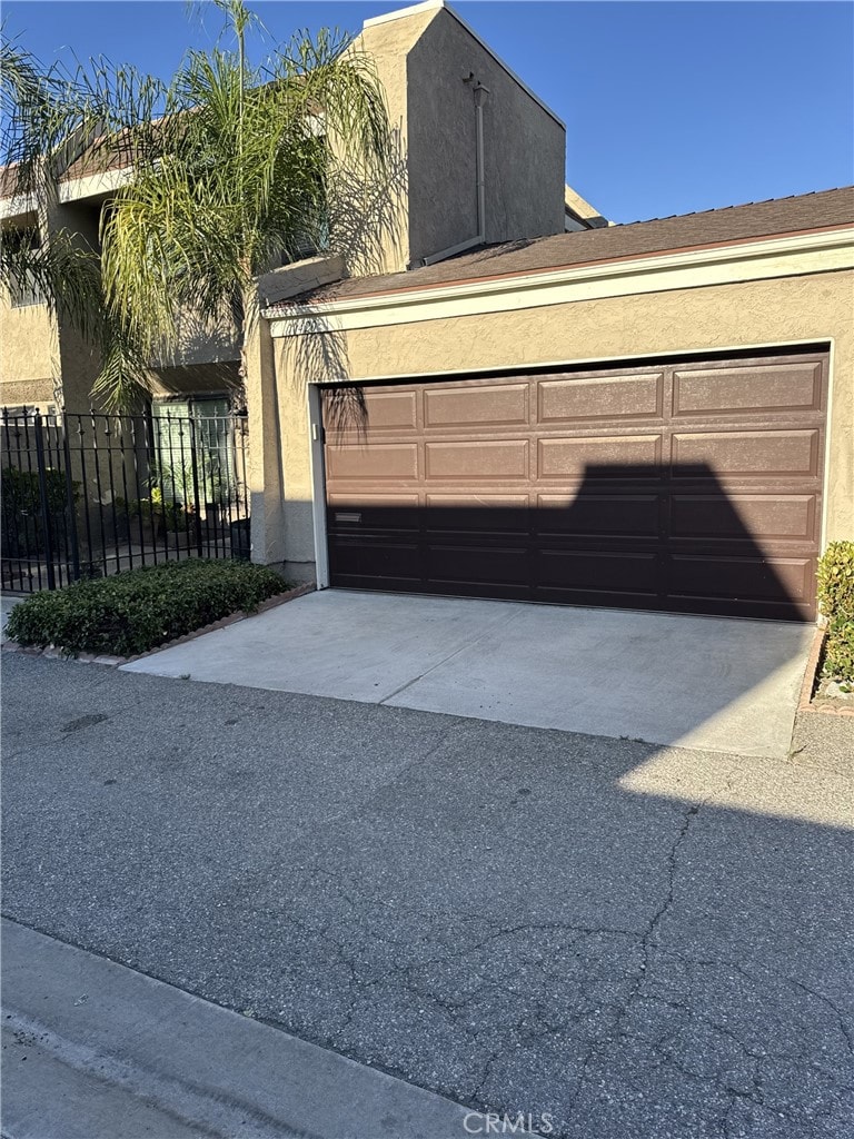 10420 Vassar Way, Stanton, CA 90680 - garage featuring driveway