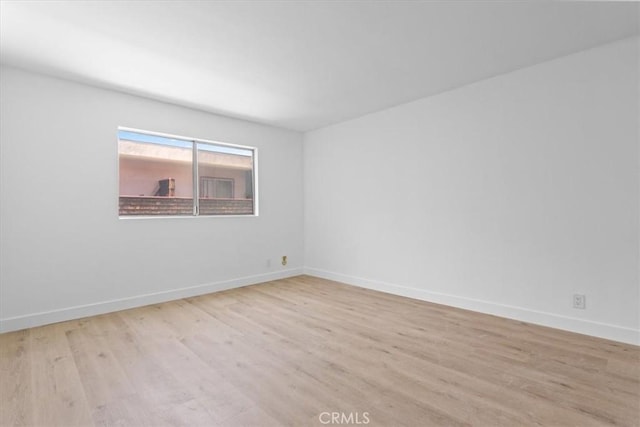 5403 Newcastle Ave Unit 19, Encino, CA 91316 - unfurnished room with wood finished floors