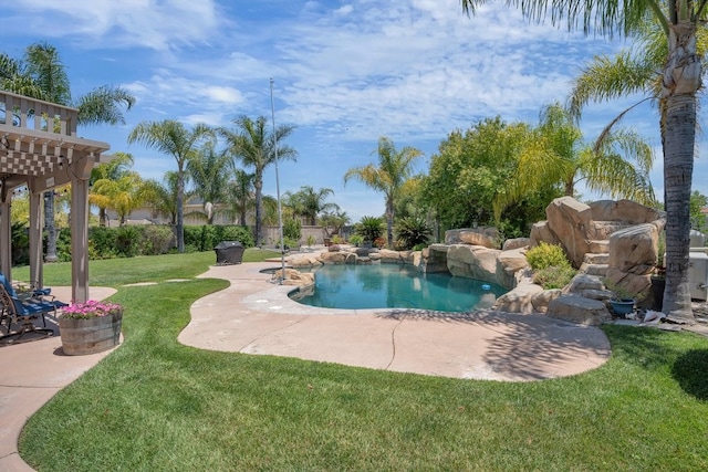 42207 Kimberly Way, Murrieta, CA 92562 - view of swimming pool featuring a lawn and a patio