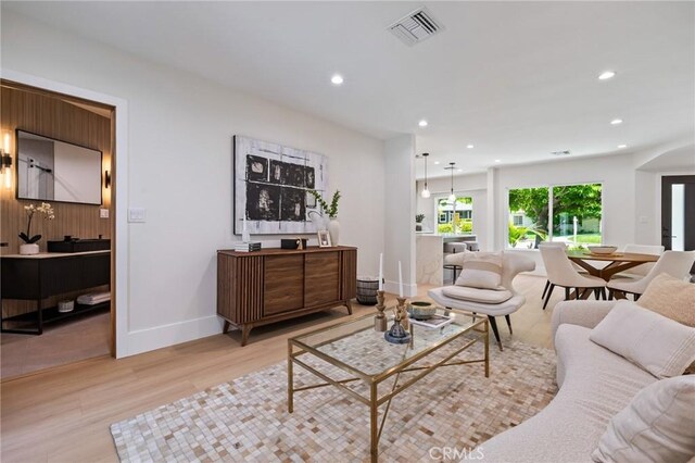 439 S Lamer St, Burbank, CA 91506 - living room with light wood-type flooring and recessed lighting
