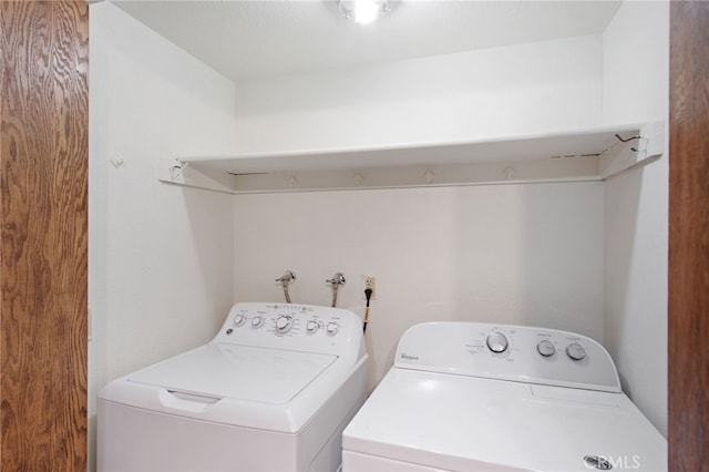3350 M St Unit 33, Merced, CA 95348 - washroom with independent washer and dryer