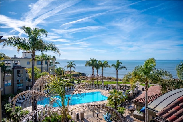 2727 Shell Beach Rd Unit 219, Pismo Beach, CA 93449 - community pool with a water view and a patio area