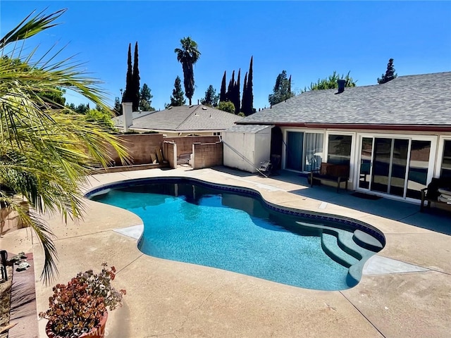 10116 Viking Ave, Northridge, CA 91324 - view of pool with a patio area, a fenced backyard, and a gate