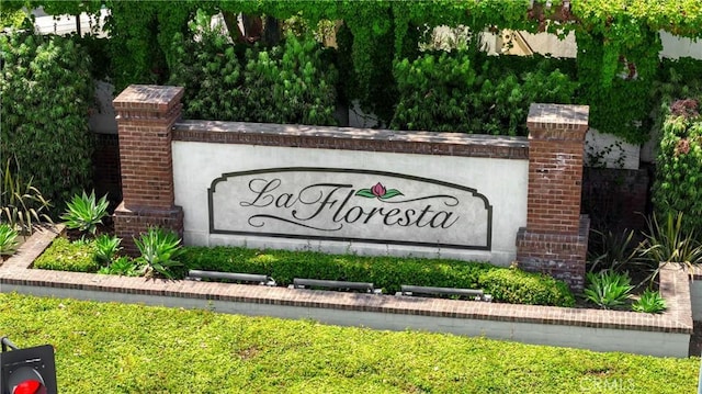 403 Sevilla Dr, Brea, CA 92823 - view of community / neighborhood sign