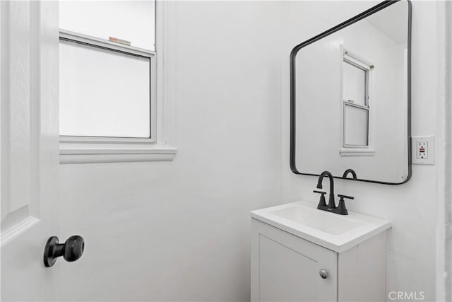 1920 Doolittle Ave, Bakersfield, CA 93304 - bathroom featuring vanity