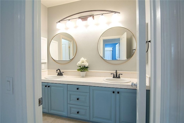 3417 Kildare Ct, Burbank, CA 91504 - bathroom featuring double vanity