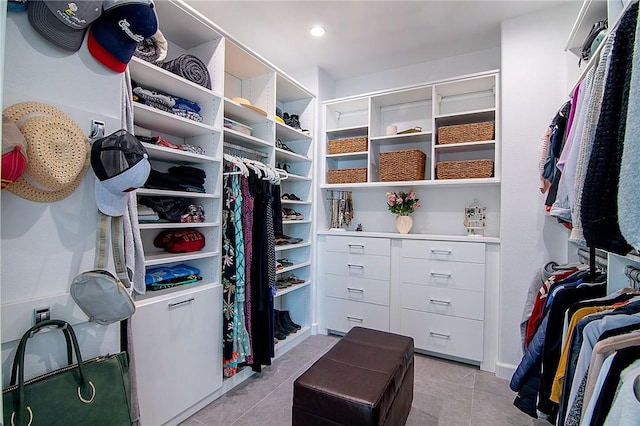 3417 Kildare Ct, Burbank, CA 91504 - walk in closet with light tile patterned floors