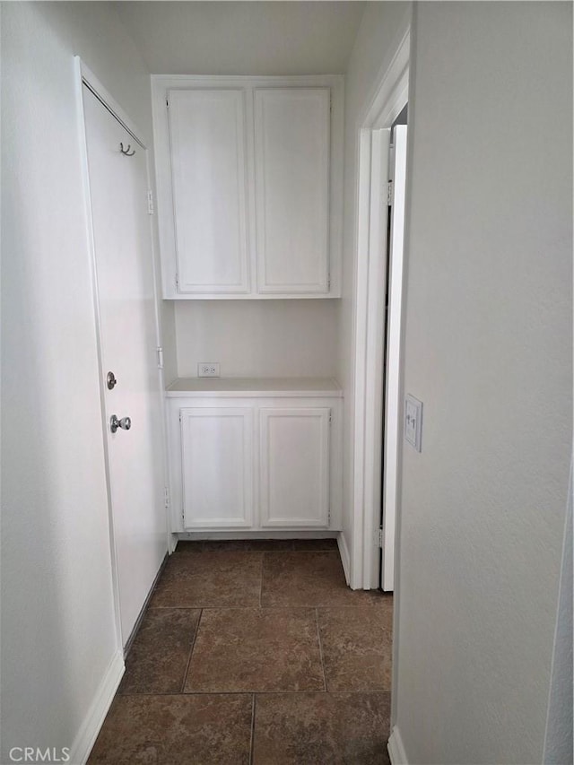 29390 Crest View Ln, Highland, CA 92346 - hall featuring baseboards