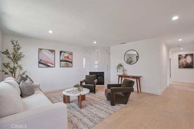3560 Lavell Dr, Los Angeles, CA 90065 - photo 4
