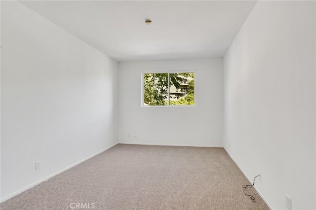 3480 Barham Blvd Unit 215, Los Angeles, CA 90068 - unfurnished room featuring carpet floors