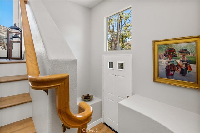 8 Diamant Way, Aliso Viejo, CA 92656 - foyer entrance with light wood finished floors