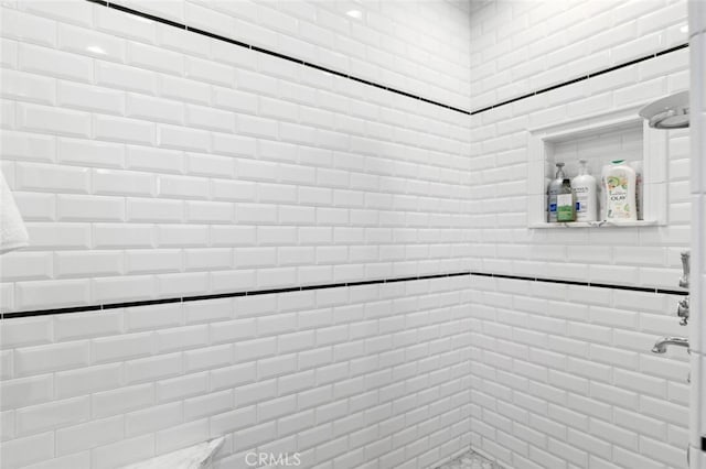 4328 Sunset Ave, Montrose, CA 91020 - bathroom view of tiled shower