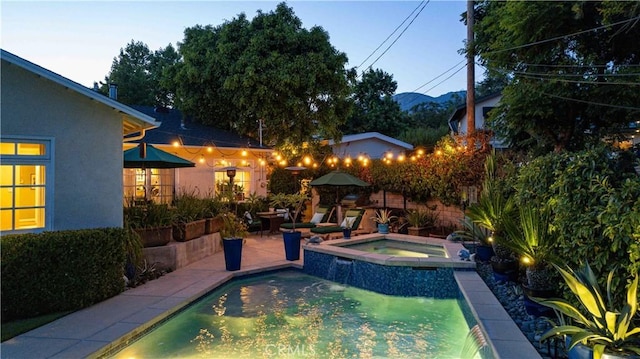 4328 Sunset Ave, Montrose, CA 91020 - view of swimming pool featuring a patio and a pool with connected hot tub