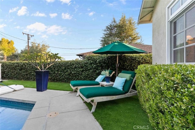 4328 Sunset Ave, Montrose, CA 91020 - view of patio