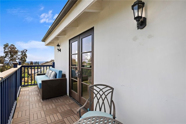 490 Agate, Laguna Beach, CA 92651 - balcony featuring french doors
