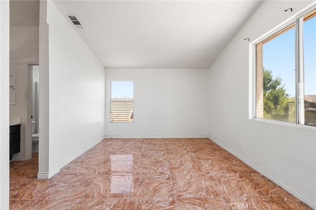 9304 Palo Verde Dr, Hesperia, CA 92344 - bonus room with baseboards