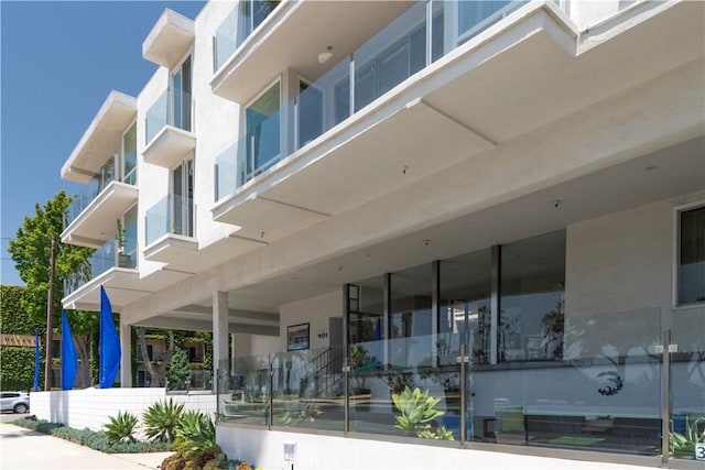901 Ocean Ave, Santa Monica, CA 90403 - view of property