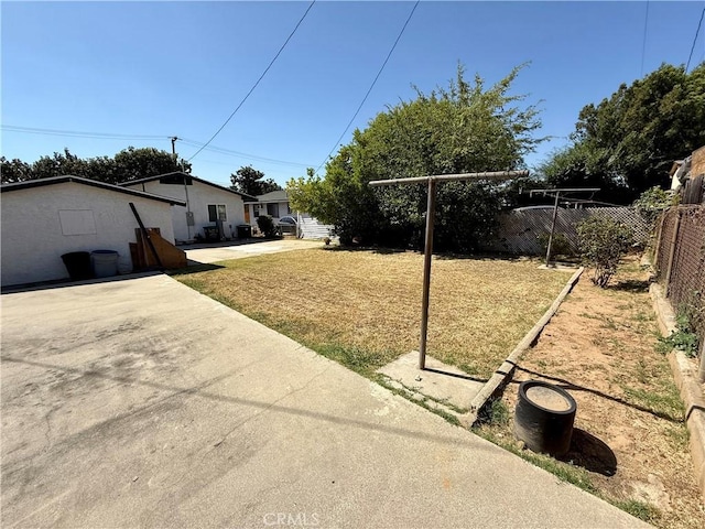 236 S 5th St, Montebello, CA 90640 - view of yard with a patio area