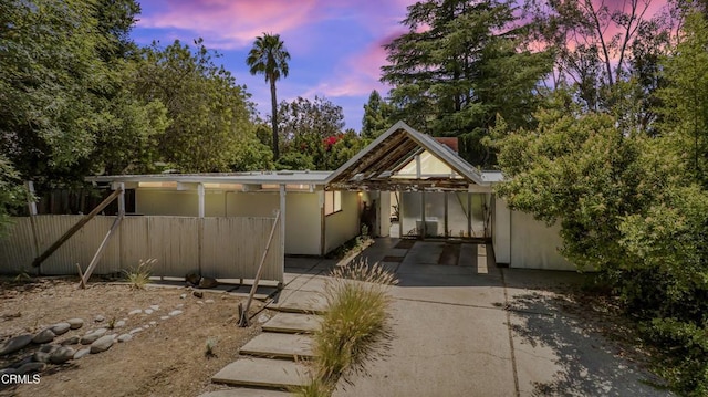 1412 Ellsworth Ct, Thousand Oaks, CA 91360 - view of front of property