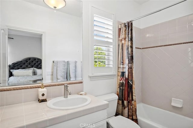 17 Lemans, Newport Coast, CA 92657 - full bath with vanity, shower / bathtub combination with curtain, and connected bathroom