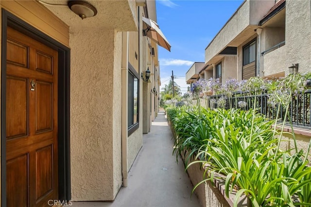 1207 N Columbus Ave, Glendale, CA 91202 - view of exterior entry featuring stucco siding