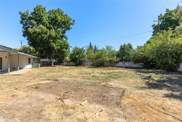 667 Morgan Dr, Chico, CA 95973 - fenced backyard with a patio