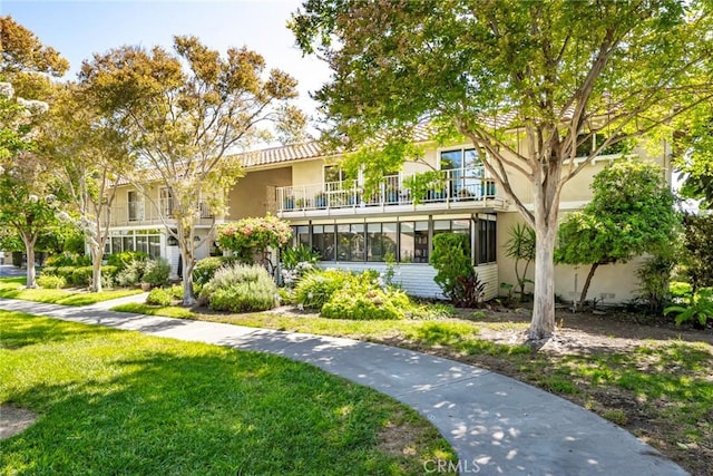 2143 Ronda Granada Unit P, Laguna Woods, CA 92637 - view of community featuring a yard