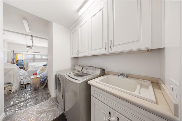 2767 Saleroso Dr, Rowland Heights, CA 91748 - laundry room featuring washing machine and dryer and cabinet space