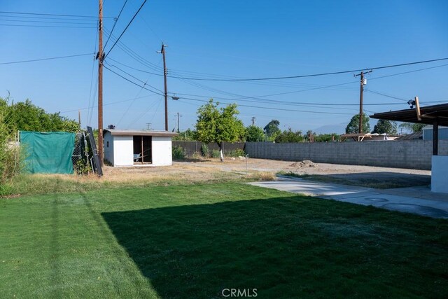 8666 Calaveras Ave, Rancho Cucamonga, CA 91730 - fenced backyard featuring a shed