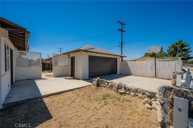 880 E Wright St, Hemet, CA 92543 - view of detached garage