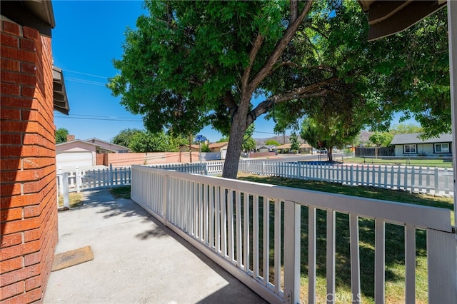 880 E Wright St, Hemet, CA 92543 - view of patio