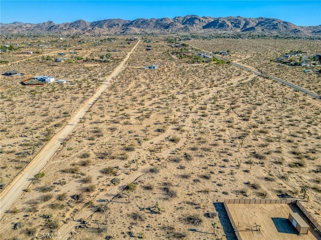 107 Juniper Rd, Joshua Tree, CA 92252