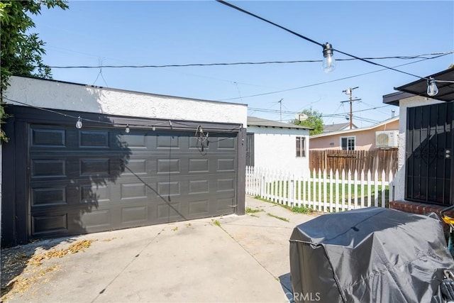 11001 Duncan Ave, Lynwood, CA 90262 - view of detached garage