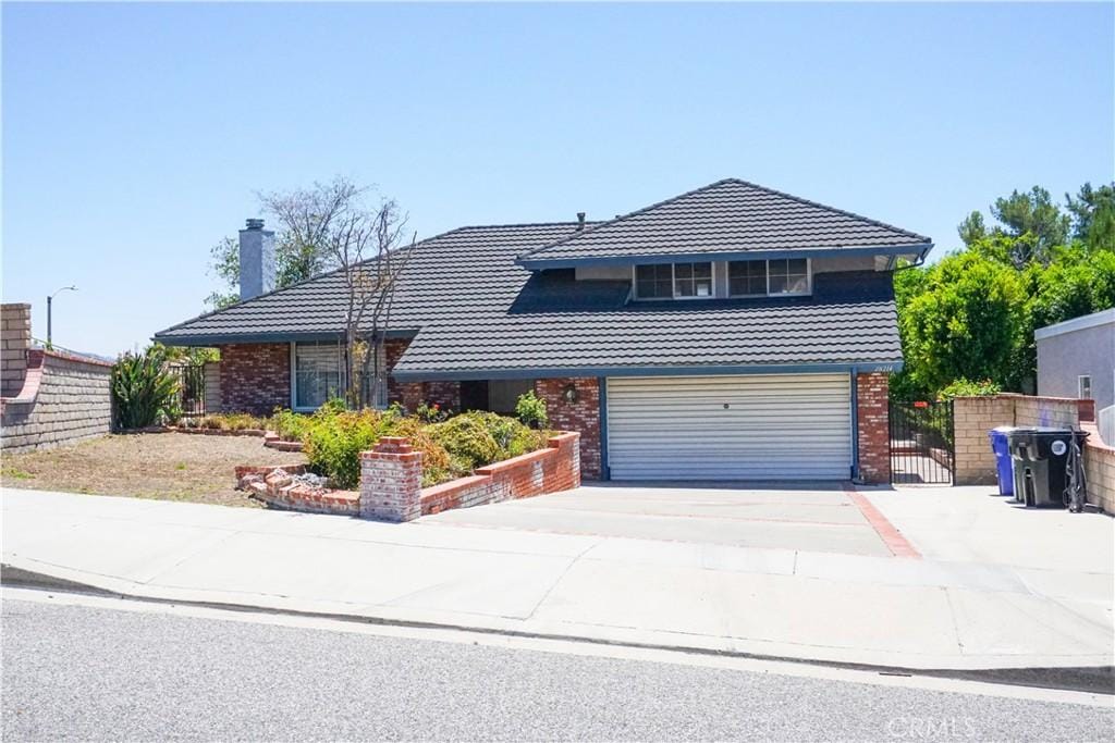 28214 Winterdale Dr, Canyon Country, CA 91387 - photo 1