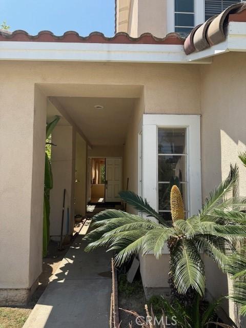 330 E Concord Way, Placentia, CA 92870 - property entrance featuring stucco siding