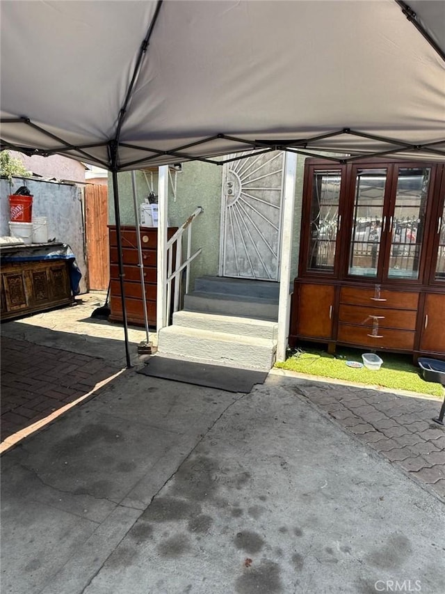 917 E 42nd St, Los Angeles, CA 90011 - photo 2