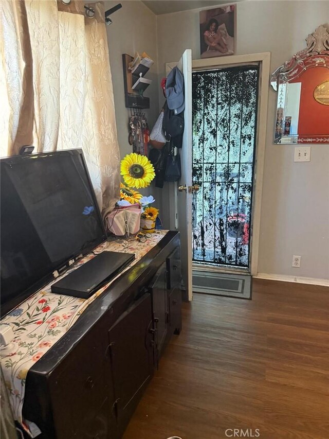 917 E 42nd St, Los Angeles, CA 90011 - photo 17