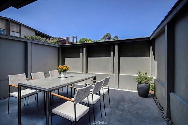 23318 Sesame St Unit E, Torrance, CA 90502 - view of patio / terrace featuring outdoor dining space