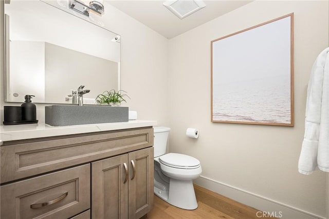 11 Thunder Trl Unit 6, Irvine, CA 92614 - bathroom with wood finished floors and vanity