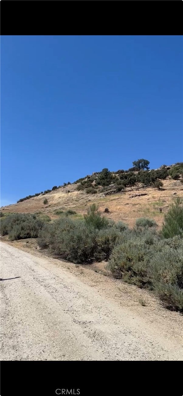 24151 Jacaranda Dr, Tehachapi, CA 93561