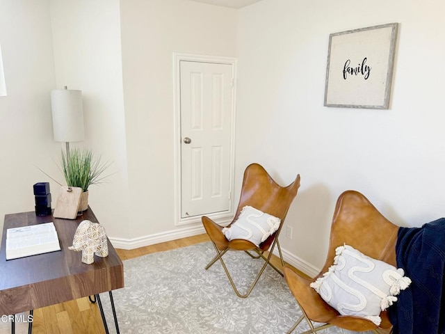 501 E Del Mar Blvd Unit 303, Pasadena, CA 91101 - sitting room with wood finished floors and baseboards