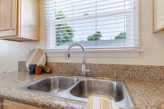 1500 E Topeka St, Pasadena, CA 91104 - kitchen view of light brown cabinetry
