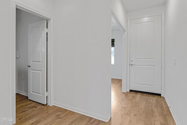 665 Tiber River Way, Oxnard, CA 93036 - hall with light wood-style flooring and baseboards