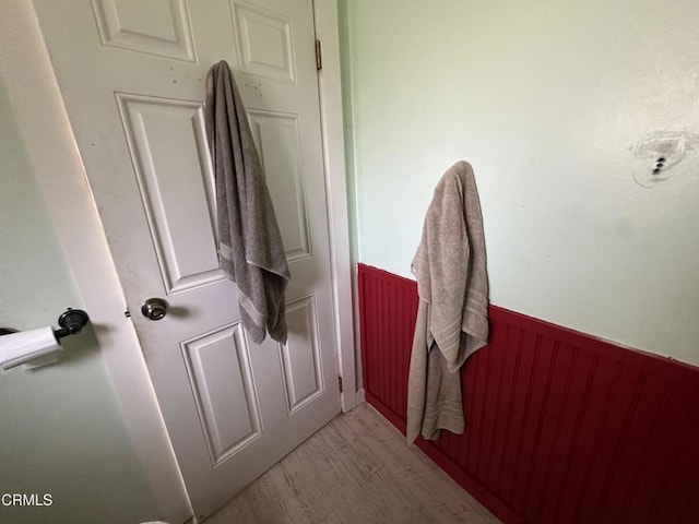 752 Stewart St Unit 1/2, Fort Bragg, CA 95437 - bathroom featuring wainscoting