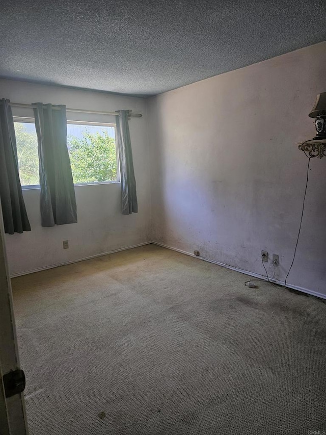 733 Cathy, Cardiff By The Sea, CA 92007 - unfurnished room featuring carpet and a textured ceiling