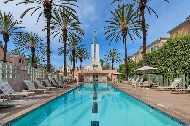 12672 Carmel Country Rd Unit 51, San Diego, CA 92130 - community pool featuring a patio area