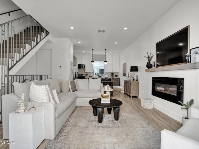 5662 Hazeltine Ave, Sherman Oaks, CA 91401 - photo 1